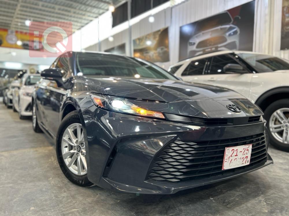 تۆیۆتا کامری